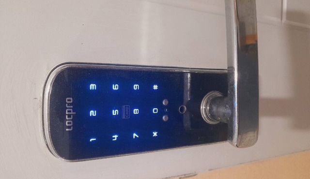 Private Studio on the 5th floor- UK Condo 313