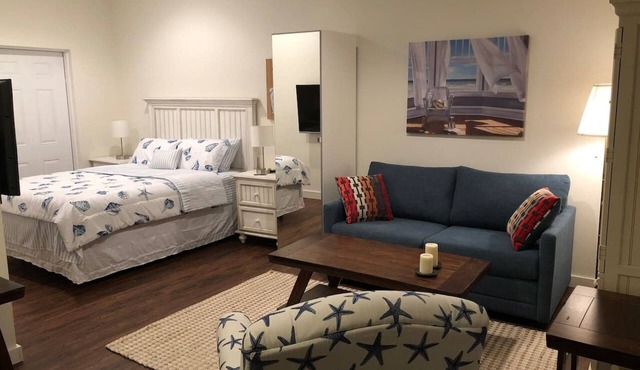 Private Studio Suite near the Beach
