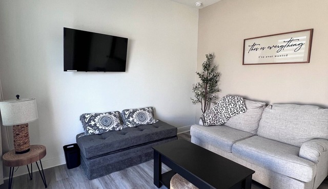 Private Studio-Travel Nurse Friendly-Near Hospitals