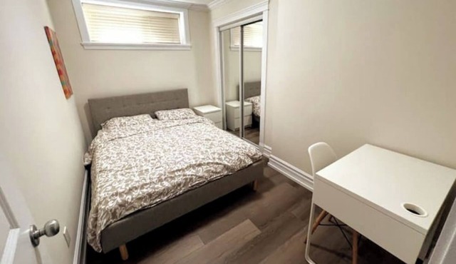 Private suite 1 bed 1 bath - 15 mins YVR/downtown
