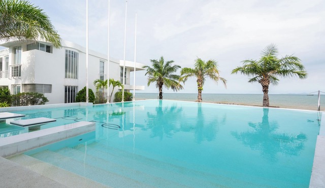 Private Sunset Beach - Sea View Studio Room