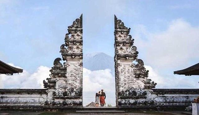 Private Tour: Heaven Gate Bali at Lempuyang Temple and East of Bali