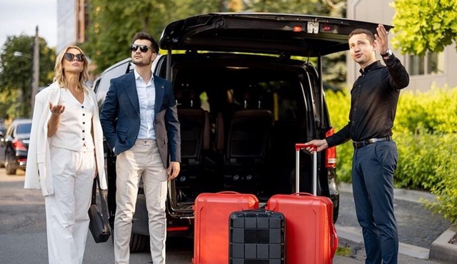Private Transfer to and from YTZ Toronto Billy Bishop Airport