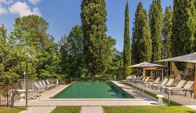 PRIVATE TUSCAN VILLA WITH HEATED SWIMMING POOL - JACUZZI SPA - SAUNA