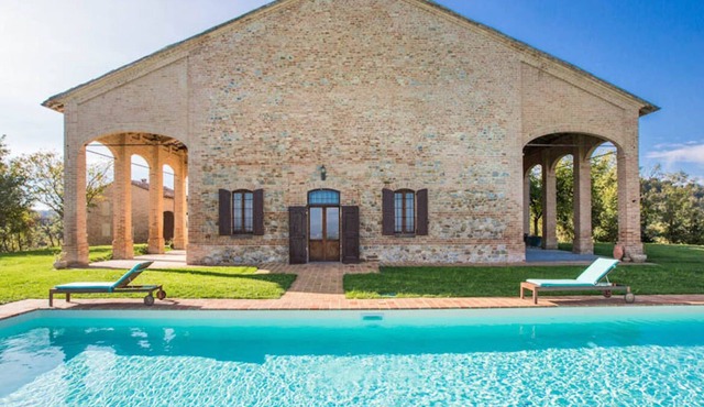 Private villa with pool in Emilia Romagna