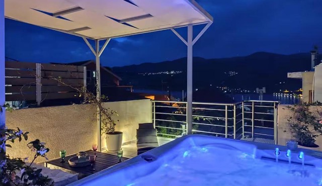 Private Villa Magnolia City-Jacuzzi Stay