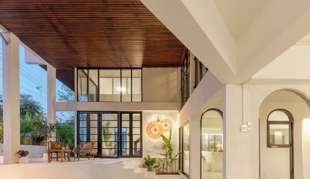 Private Villa Old Town ChiangMai Prime Location