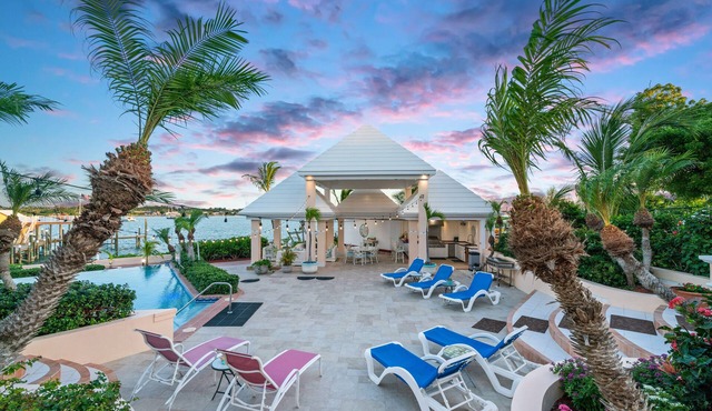 Private Villa within a Luxurious & Gated Estate near world-class fishing/boating