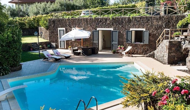 Private villa with heated pool near Mount Etna