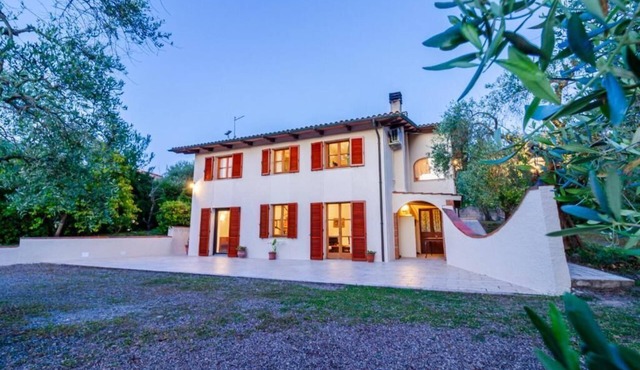 Private villa with pool in Montemerano, near Terme di Saturnia