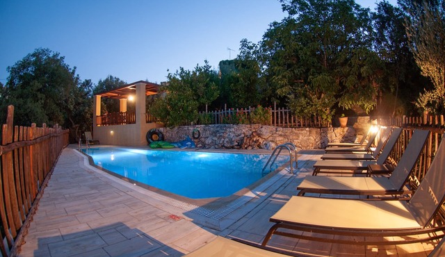 Private villa with private pool and amazing view in an unspoilt environment