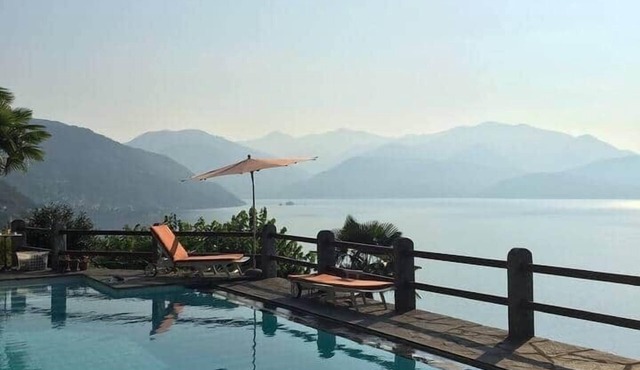 Private Villa with Spectacular Lake Views & Pool, 15 Min Walk down to the Lake