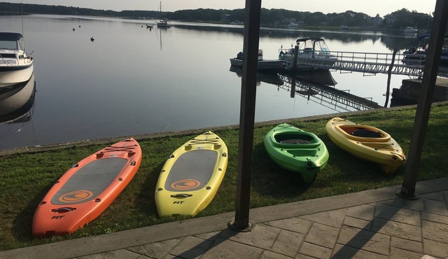 Private Waterfront, Beach, Dock and Hot Tub! Mthly August, Avail inquire disc.