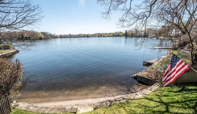 Private Waterfront Home!