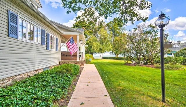 Private Waterfront Lake Erie Home w/BBQ Patio