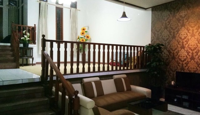 PrivateHome,Breakfast,Wifi Near Pasteur