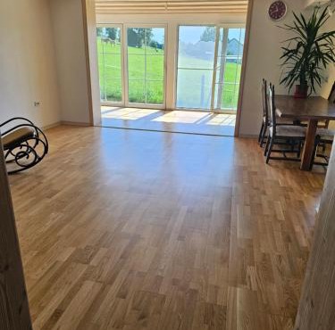 ⌂ Privatwohnung
