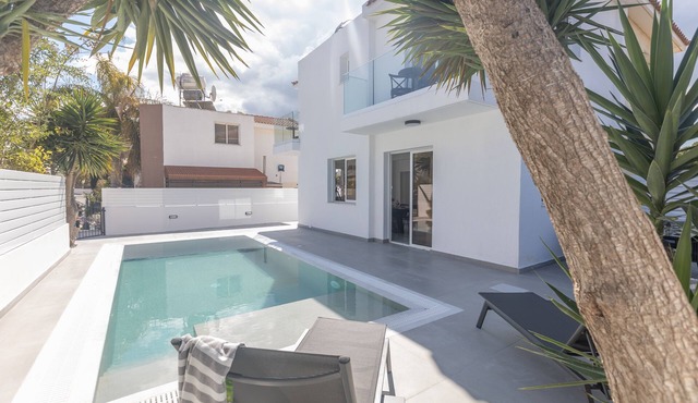 Protaras Mandali Villa MA20 - sleeps 5 guests in 2 bedrooms