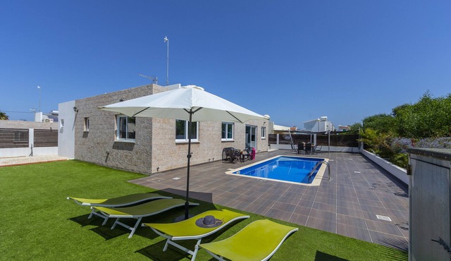 Protaras Villa Golden Dream Near To The Centre