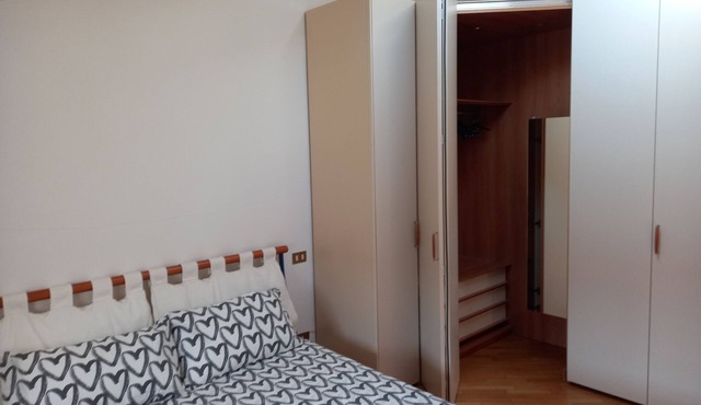 Provencal apartment, historic center of Cento