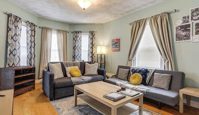 Providence Apartment 1 Mi to Brown University