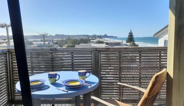 Pukehina Beach Studio with Balcony and Majestic views