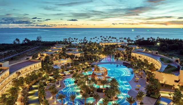 Pullman Phu Quoc Beach Resort
