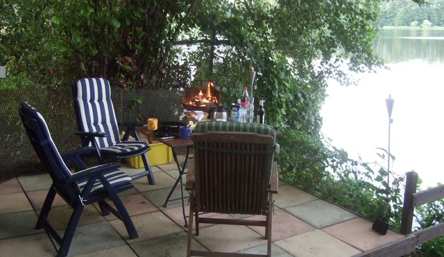 Pure idyll: own fishing and jetty, boat, lake access