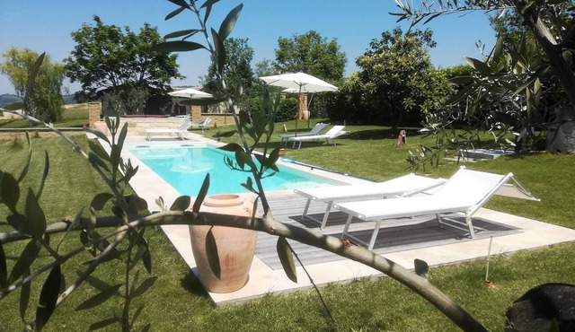 Pure relaxation with saltwater pool, whirlpool, and massages, for adults only