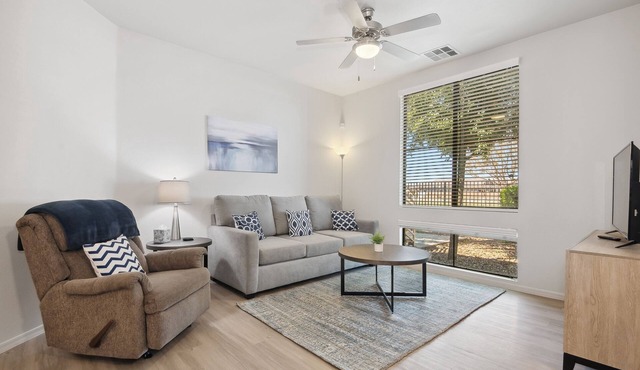 Pure Suites Gilbert Pool, Gym, Spa, Volleyball
