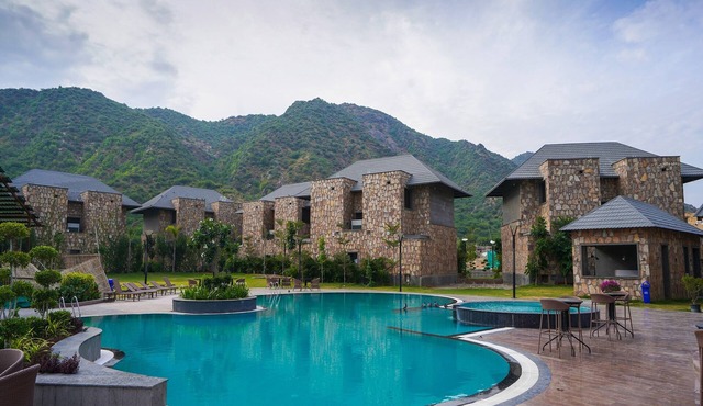 Pushkara Resort And Spa