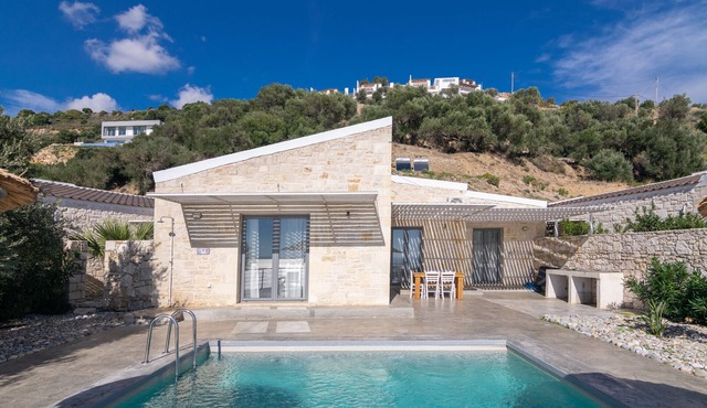 Pyrgos villa 2 ,sea view,pool,South Crete,Plakias
