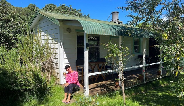 Quail Cottage - Quaint, Cosy, Peaceful and Private