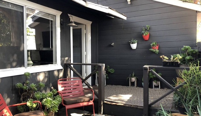 Quaint Beach Cottage