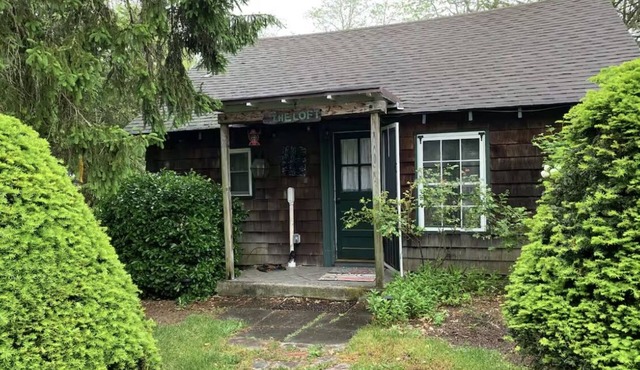 Quaint Cottage on Long Island's South Shore