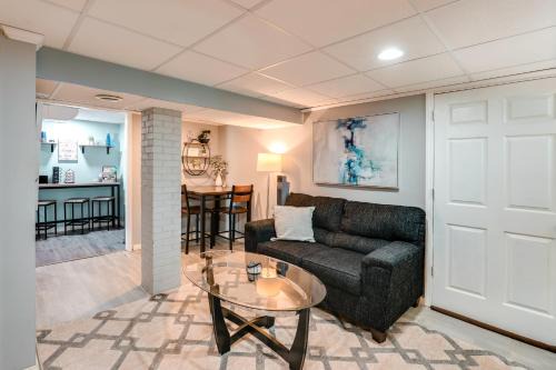 Quaint Forest Heights Unit 7 Mi to National Mall!