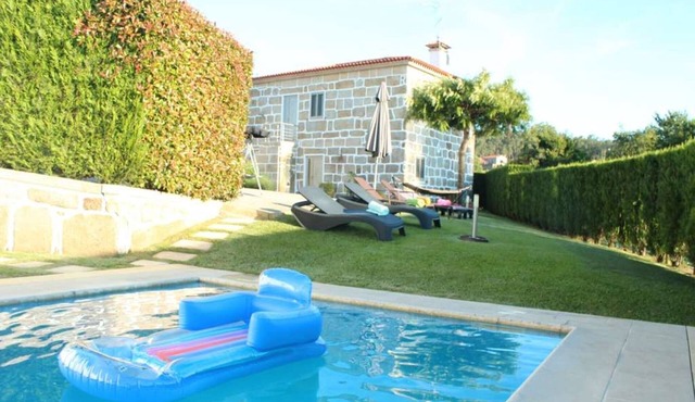 Quaint & Peaceful Barcelos Villa | 3 Bedrooms | Villa Mycenaean | Private Pool