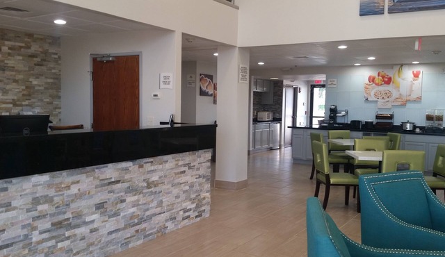 Quality Inn & Suites Mount Vernon