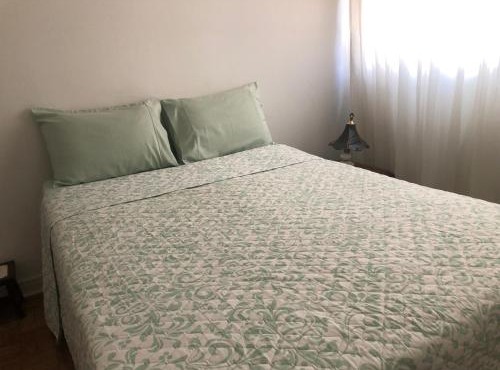 Quarto em apartamento