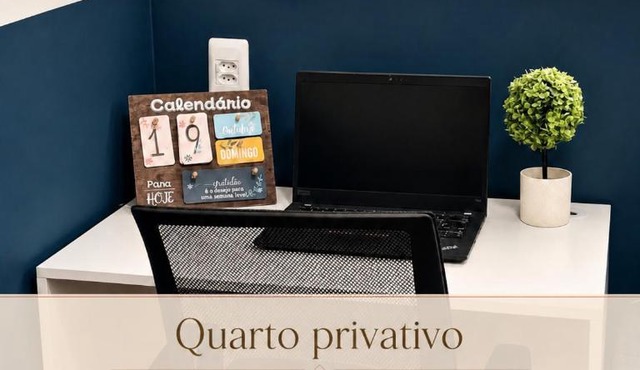 Quarto privativo com ar condicionado, tv e mesa de estudo - no centro do Recife - 120 metros da UNICAP - areas comuns compartilhadas