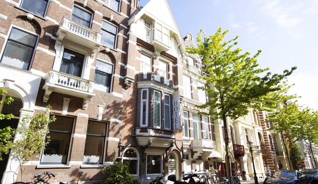 Quentin Museum Square Hotel