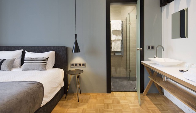 Quentin Zoo hotel