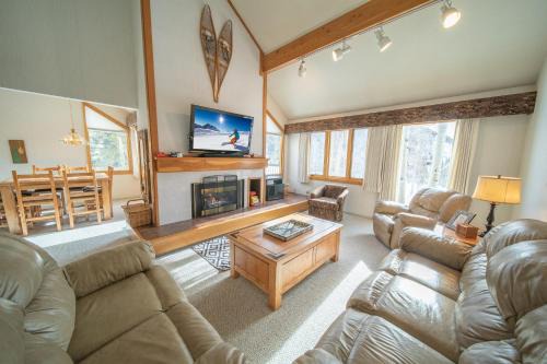 Quicksilver 1618 by SummitCove Lodging in Colorado