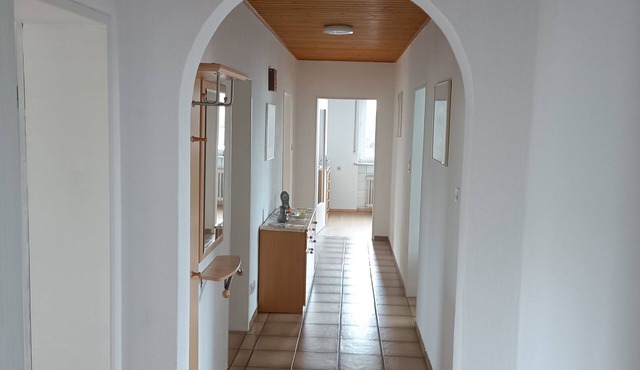Quiet 6 bed vacation apartment