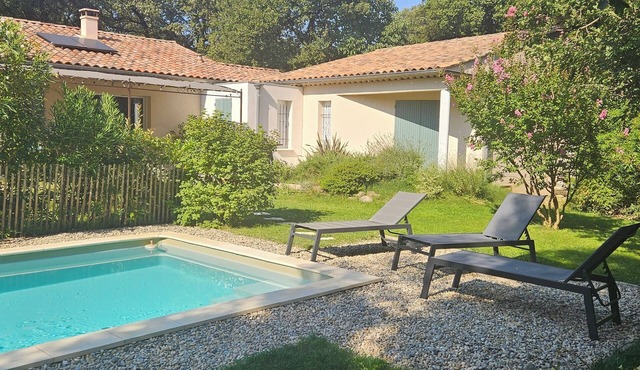 Quiet, air-conditioned Provencal house.