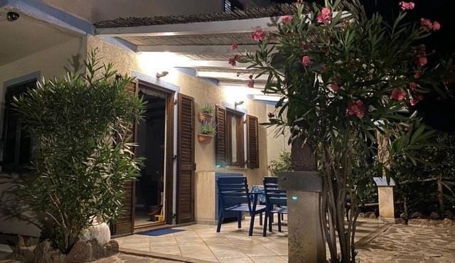 Quiet and peaceful villa, 150 meters from the Sottotorre beach