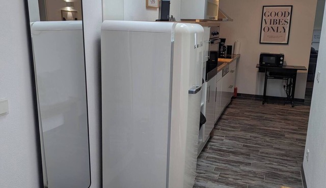Quiet Apartment | 2 Bedroom | Terrace