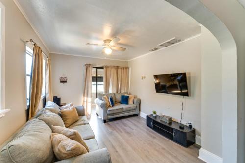 Quiet Apt: Walk to Daytona Beach + Water Park!