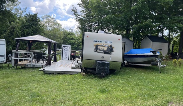 Quiet campground, minutes from Port Kent! LOT ONLY CAMPER NOT INCLUDED