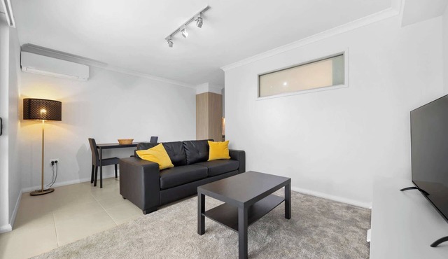 Quiet & Comfortable 1BR Near Naval Base